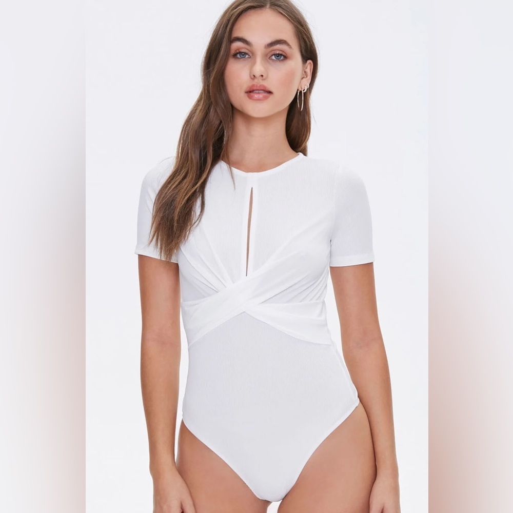Forever 21 Twisted Keyhole Bodysuit in black